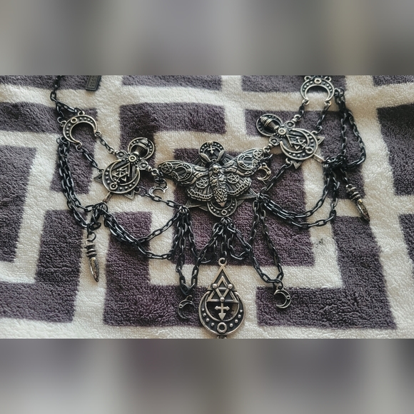 Restyle necklace/hair clip bundle - Picture 3 of 7